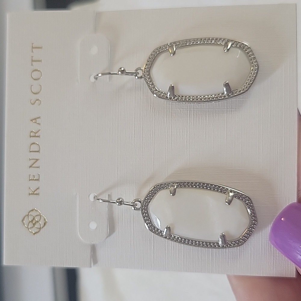Kendra Scott large White earrings